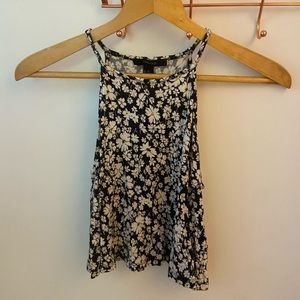 Forever 21 Crop top flower black and white